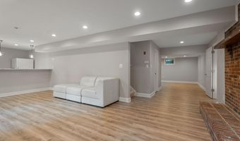 3436 HOLLY Rd, Annandale, VA 22003