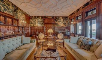 127 Harrison Ave 2, Newport, RI 02840
