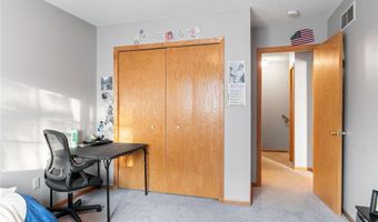 8475 Corcoran Path 9, Inver Grove Heights, MN 55076
