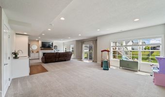 901 Cardinal Dr, Polk City, IA 50226