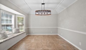 102 E Hopper St, Alvarado, TX 76009