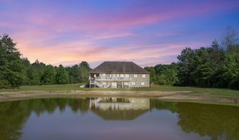 1084 38th St, Allegan, MI 49010
