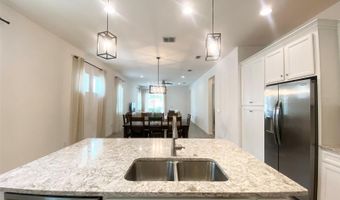 724 WINTERSIDE Dr, Apollo Beach, FL 33572