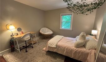 126 Spring St, Aliquippa, PA 15001