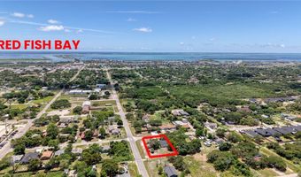 612 S 9th St, Aransas Pass, TX 78336
