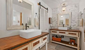 2605 Kauana Loa Dr, Escondido, CA 92029
