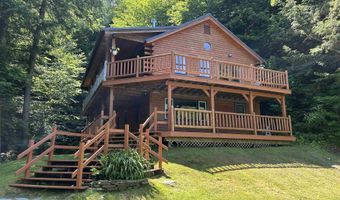 46 Log Cabin Dr, Cambridge, VT 05465