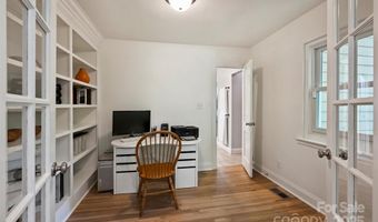2115 Mecklenburg Ave, Charlotte, NC 28205