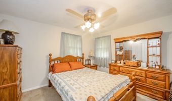 2900 Helms Rd, Anderson, IN 46016