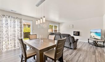 4 DEERFIELD Ct, Bordentown, NJ 08505
