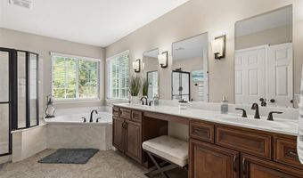 14454 Sunset Forest Ct, Ballwin, MO 63011