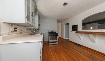 2402 W Main St, Aliquippa, PA 15001