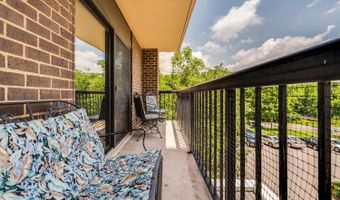 200 N PICKETT St 308, Alexandria, VA 22304