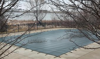 11474 W Laketowne Dr, Albertville, MN 55301