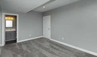1736 Ashwood Dr SW, Altoona, IA 50009