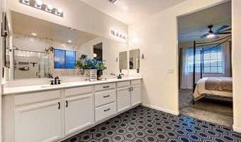 41 Tatahatso Point St, Henderson, NV 89011