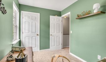 208 Hallock Pl, Abingdon, VA 24210