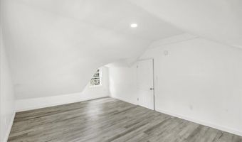 105 GIBRALTAR Rd, Reading, PA 19606