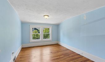 96 Western Promenade, Auburn, ME 04210