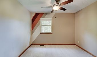 8459 Seattle Slew Ln, Indianapolis, IN 46217