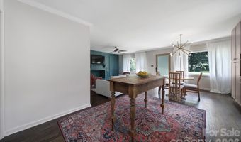 3335 Dunaire Dr, Charlotte, NC 28205