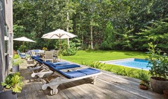 67 Scrimshaw Ln, Amagansett, NY 11930