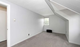 30 HENDRICKSON Ave B, Bellmawr, NJ 08031