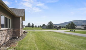 10 Bellflower Ct, Blanchard, ID 83804