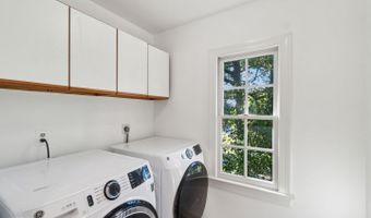 7809 FOX GATE Ct, Bethesda, MD 20817