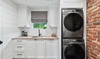 337 Broadland Rd, Atlanta, GA 30342