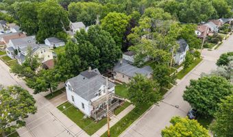 318 W BREWSTER St, Appleton, WI 54911