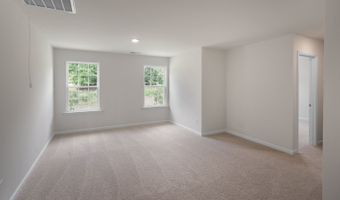 1052 Misty Creek Dr, Aberdeen, NC 28315