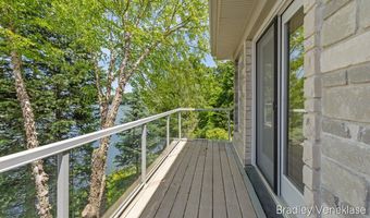 7635 Sandy Hollow Dr SE, Alto, MI 49302