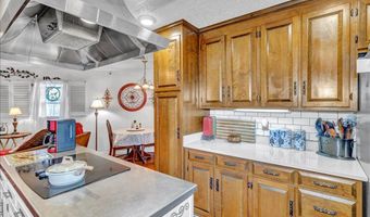 609 E Fourth St, Adel, GA 31620