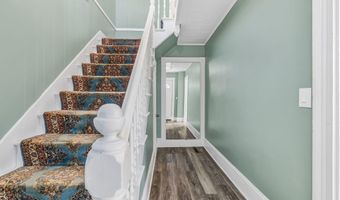 327 Essex St, Bangor, ME 04401