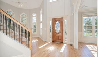 4012 Erin Dr, Alpharetta, GA 30022