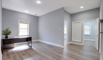 7361 MCWHORTER Pl 320, Annandale, VA 22003