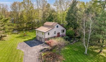 27 Smiley Ave, Winslow, ME 04901