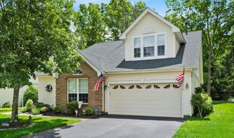 102 Sylvan Lake Blvd, Bayville, NJ 08721