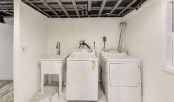 4422 NEPTUNE Dr, Alexandria, VA 22309