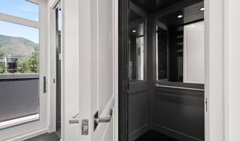 627 E Hopkins Ave 201, Aspen, CO 81611