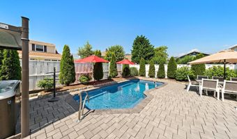 118 DOLPHIN Ave, Beach Haven, NJ 08008
