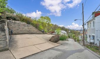 101 Brosville St, Airville, PA 15203