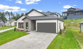 325 Avery Trail Dr 34, Arden, NC 28704