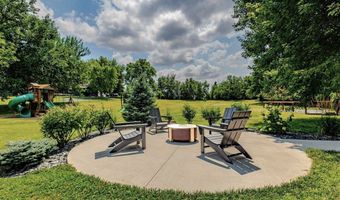 305 NE 54th St, Ankeny, IA 50021