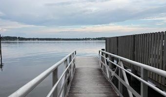 417 Lakepoint Rd, Alford, FL 32420