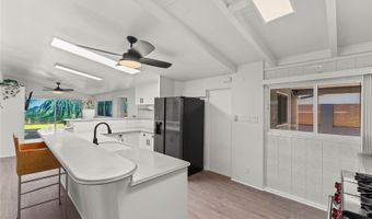1027 Alahaki St, Kailua, HI 96734