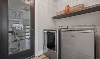321 32nd St SW, Altoona, IA 50009