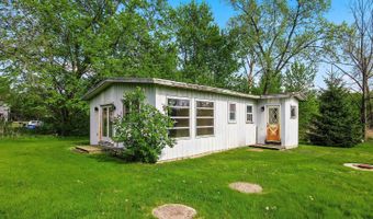 42177 N Lake Ave, Antioch, IL 60002