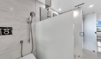 9801 Collins Ave 5U, Bal Harbour, FL 33154